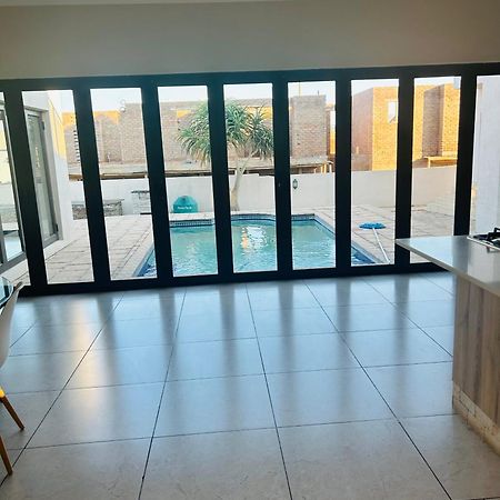 Bluewave Lifestyle Villa Hartbeespoort Exterior photo